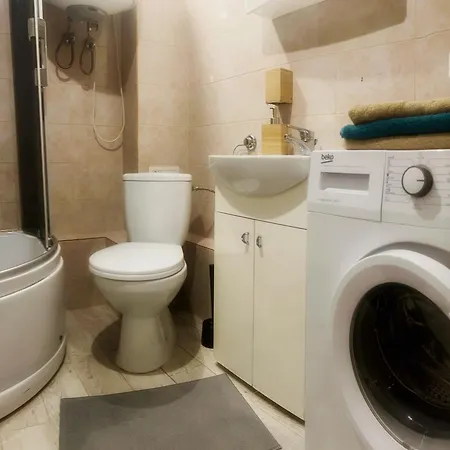 Butas Tech Apartments, Nr Old Town